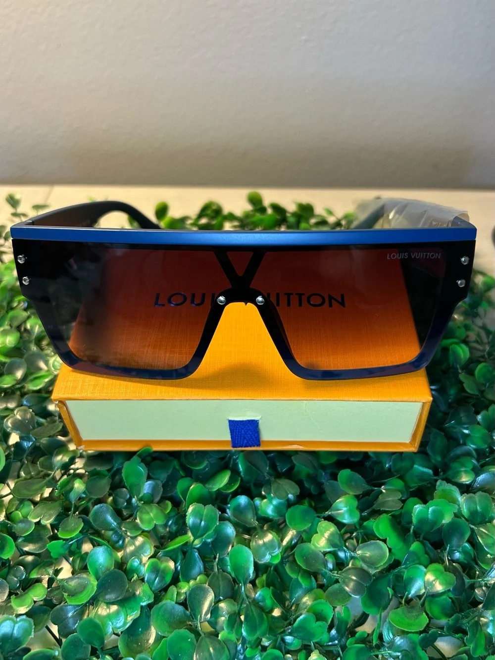 Louis Vuitton Men's Blue Frame Sunglasses with Amber Lenses